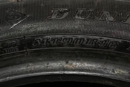 HARLEY-DAVIDSON DUNLOP D402 MT90B16 M/C 72H 30 20 91 FRONT TIRE (TREAD:3/32NDS)