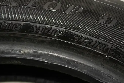 HARLEY-DAVIDSON DUNLOP D402 MT90B16 M/C 72H 30 20 91 FRONT TIRE (TREAD:3/32NDS)