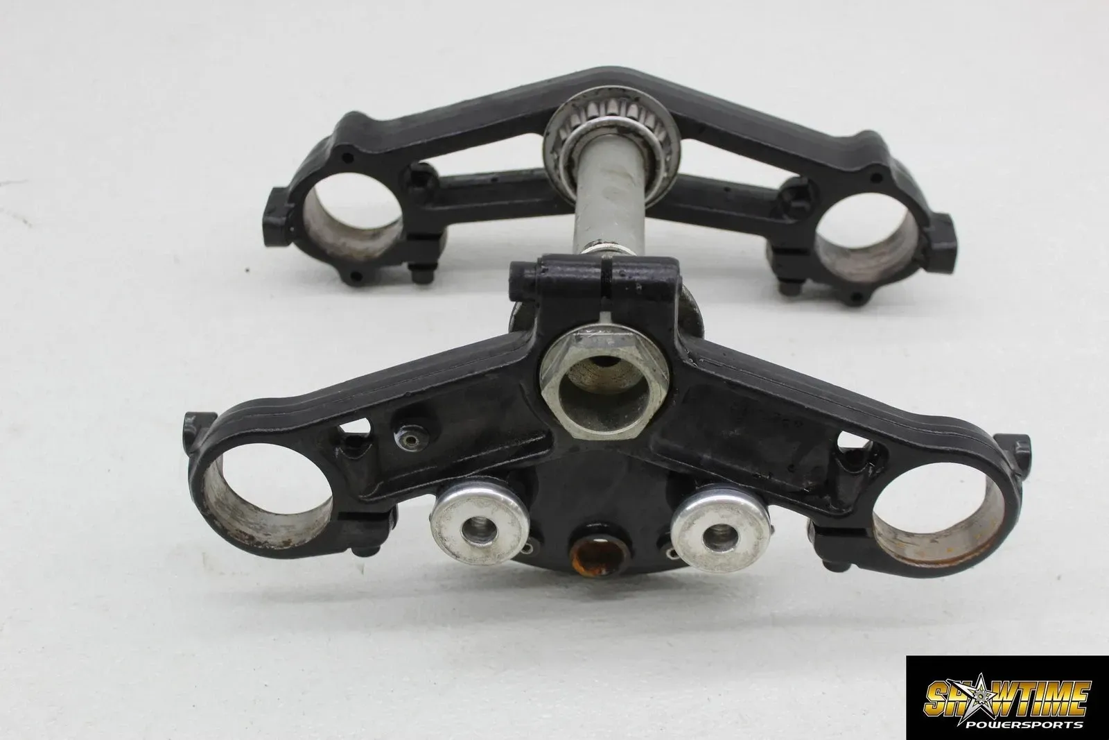 18-24 HARLEY-DAVIDSON ULTRA LIMITED FLHTK FRONT FORKS TRIPLE TREE CLAMP