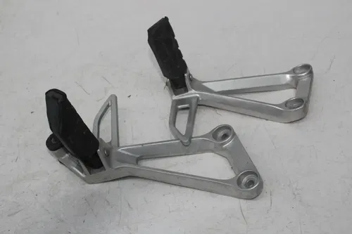 13-15 HONDA CBR500R CBR500 REAR BACK PASSENGER PEG SET PAIR