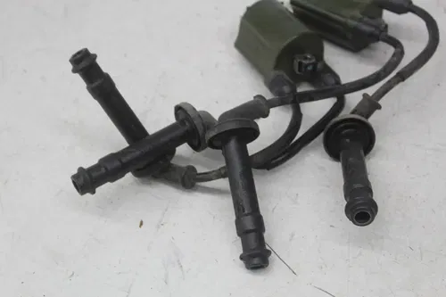 04-06 Honda Cb600f Hornet 599 Ignition Coils Coil Spark Plug Caps