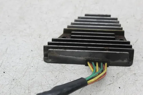 83-85 HONDA XR350R RECTIFIER VOLTAGE REGULATOR (SEE DESCP)