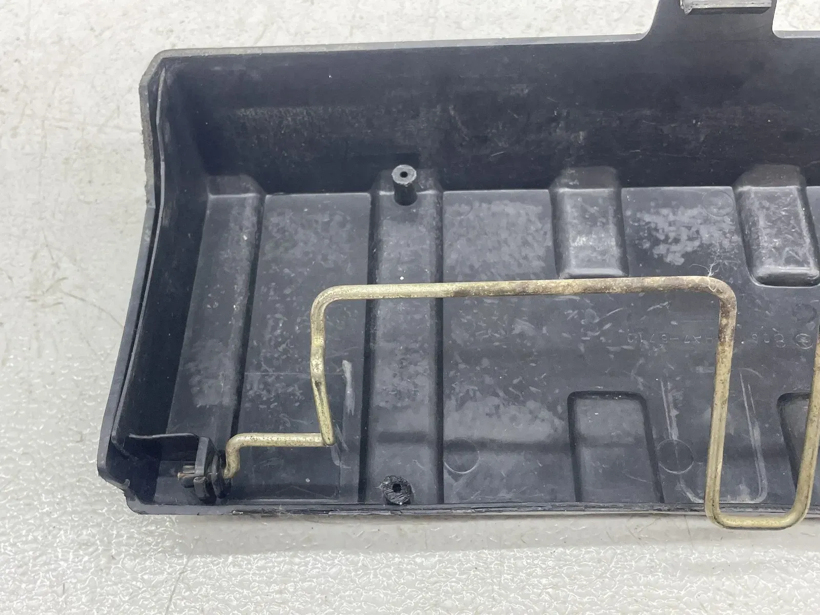1986 HONDA FOURTRAX 350 TRX350 REAR STORAGE COMPARTMENT TOOL BOX COVER LID