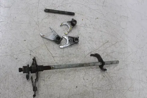 2002 YAMAHA BEAR TRACKER 250 YFM250B ENGINE MOTOR TRANSMISSION TRANNY GEARS