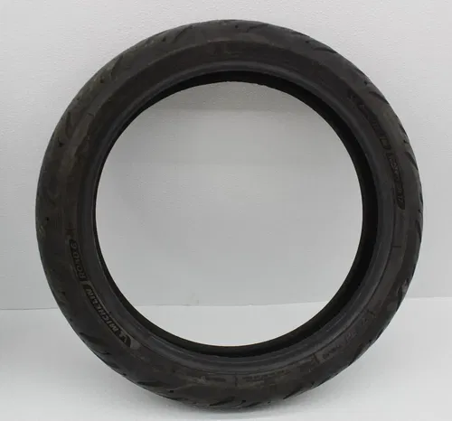 MICHELLIN ROAD 6 120/70 ZR 17 2CT+ FRONT TIRE ( TREAD: 5/32 NDS)