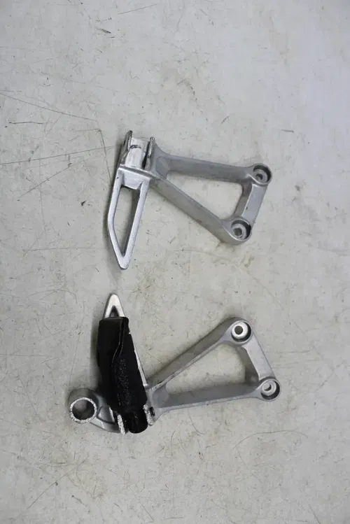 15-22 HONDA CBR300R REAR BACK PASSENGER PEG SET PAIR