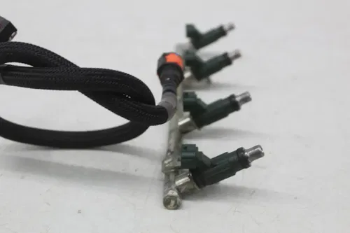 07-11 Kawasaki Ninja Zx14 main gas Fuel Injector injectors rail