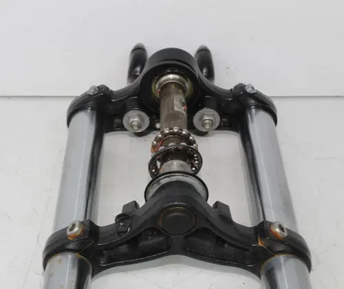 04-16 TRIUMPH THRUXTON 900 FRONT FORKS TRIPLE TREE CLAMP FORK TUBES (SEE DESCP)
