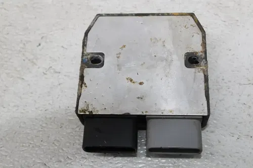 04 BOMBARDIER OUTLANDER 400 RECTIFIER VOLTAGE REGULATOR