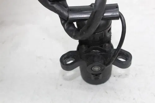 18 TRIUMPH STREET TRIPLE R IGNITION KEY GAS CAP SEAT LOCK ECM ECU IMMOBILIZER