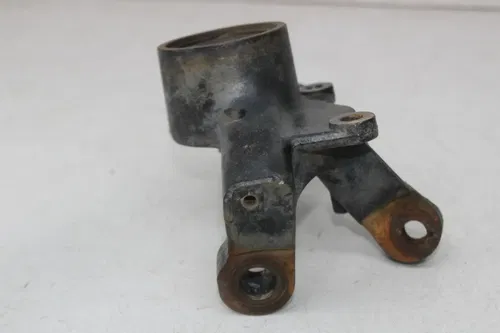 15-17 CAN-AM MAVERICK 1000R TURBO FRONT RIGHT AXLE CARRIER SPINDLE
