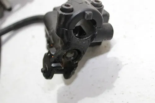 1987 KAWASAKI NINJA 1000R ZX1000A FRONT BRAKE CALIPER PAIR CALIPERS MASTER
