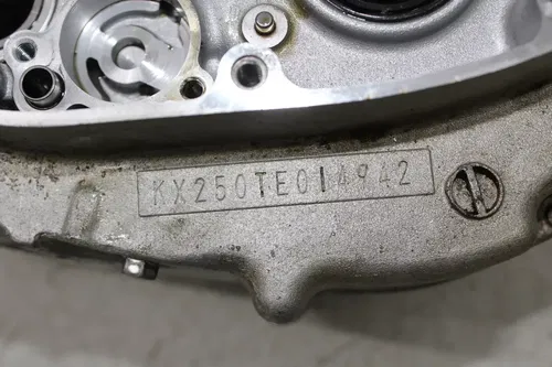 07 KAWASAKI KX250F ENGINE MOTOR CRANKCASE CRANK CASES BLOCK (SEE DESCP)