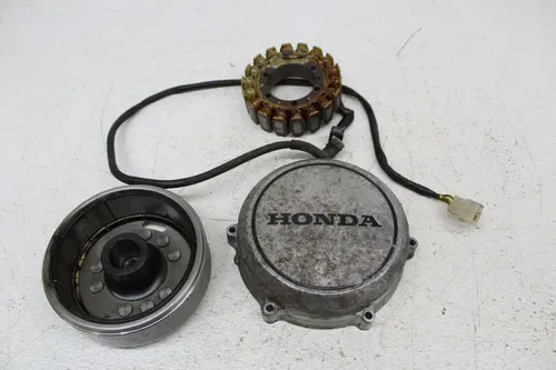 1982 HONDA V45 MAGNA VF750C STATOR GENERATOR ALTERNATOR MAGNETO
