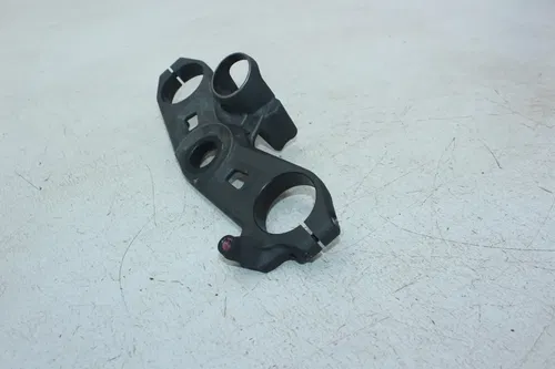 2009 KAWASAKI NINJA ZX6R ZX600R FRONT UPPER FORKS CLAMP TRIPLE TREE STEM