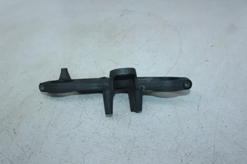 2009 KAWASAKI NINJA ZX6R ZX600R FRONT UPPER FORKS CLAMP TRIPLE TREE STEM