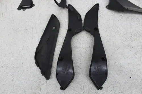 04-05 HONDA CBR1000RR FAIRING SET SIDE COWLS FAIRINGS COWLINGS TRIM KIT