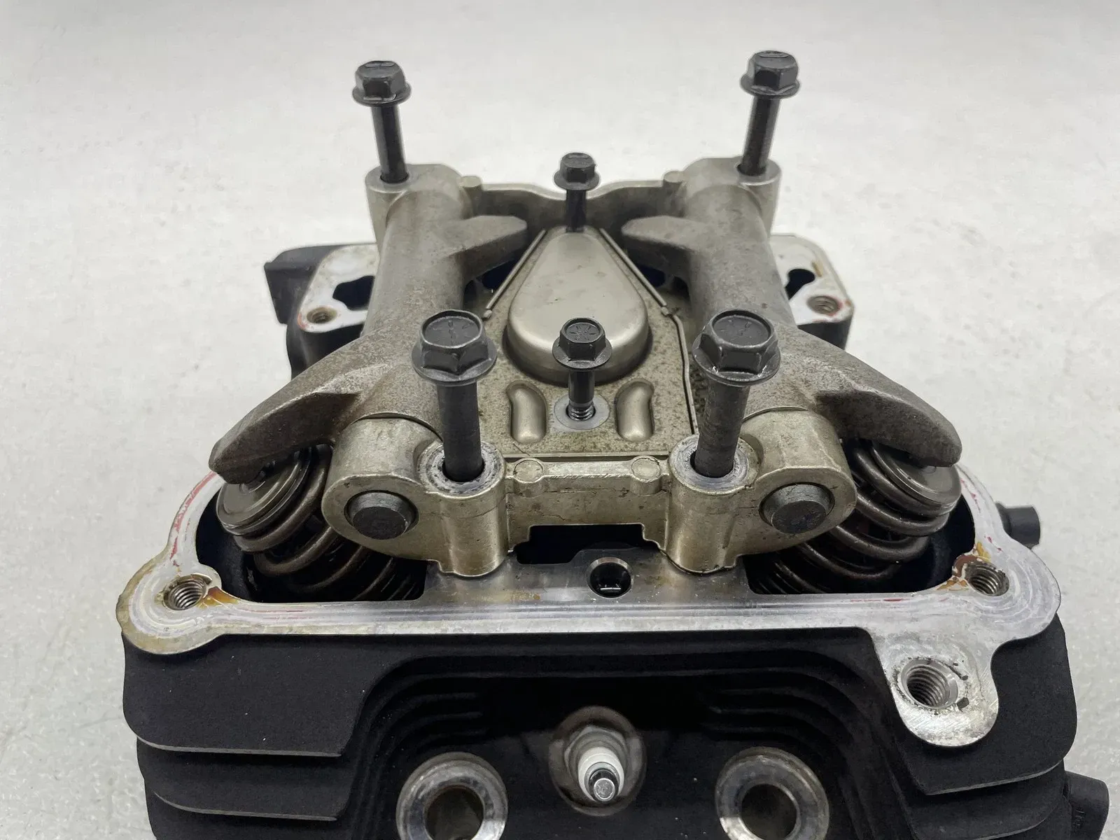 12-16 HARLEY-DAVIDSON ELECTRA GLIDE ULTRA CLASSIC ENGINE FRONT CYLINDER HEAD