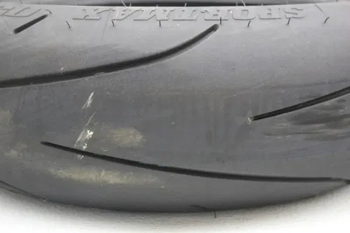 DUNLOP SPORTMAX 190/55 ZR17 M/C 75W REAR BACK TIRE (TREAD:6/32NDS)