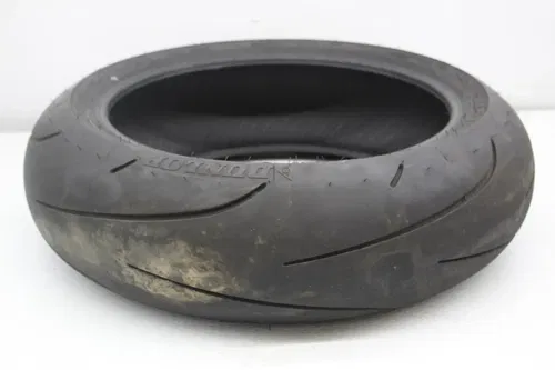 DUNLOP SPORTMAX 190/55 ZR17 M/C 75W REAR BACK TIRE (TREAD:6/32NDS)