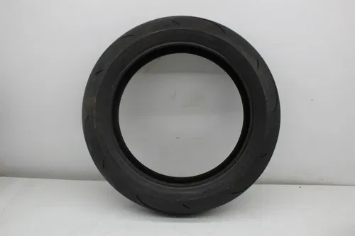 DUNLOP SPORTMAX 190/55 ZR17 M/C 75W REAR BACK TIRE (TREAD:6/32NDS)