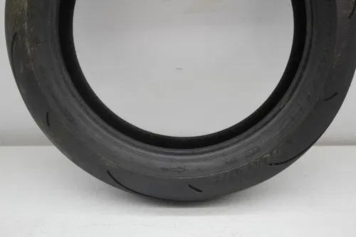 DUNLOP SPORTMAX 190/55 ZR17 M/C 75W REAR BACK TIRE (TREAD:6/32NDS)