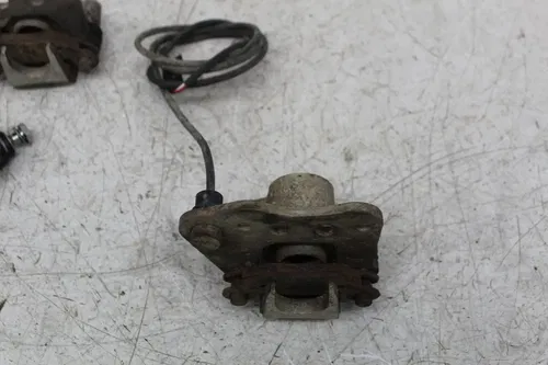 02 POLARIS SPORTSMAN 400 RIGHT LEFT FRONT REAR BRAKE CALIPER CALIPERS MASTER