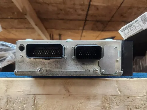 00-06 HARLEY-DAVIDSON FLHTCUI RADIO STEREO CONTROL UNIT