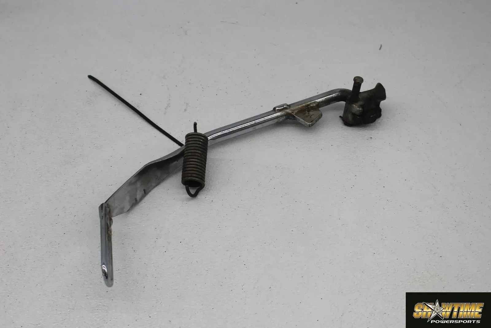 07-11 HARLEY-DAVIDSON DYNA WIDE GLIDE FXDWG KICKSTAND SIDE KICK STAND 49704-90H