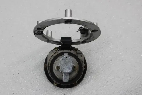 04-05 SUZUKI GSXR600 GSXR 600 IGNITION LOCK KEY SET W/ GAS CAP AFTERMARKET