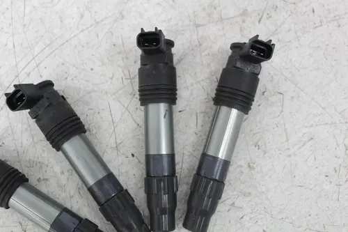 18-21 KAWASAKI Z900RS Z900 CAFE IGNITION COILS COIL SPARK PLUG CAPS