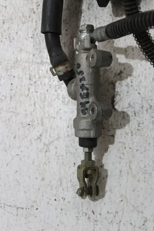 1994 KAWASAKI NINJA 250R EX250F REAR BRAKE CALIPER MASTER REARSET