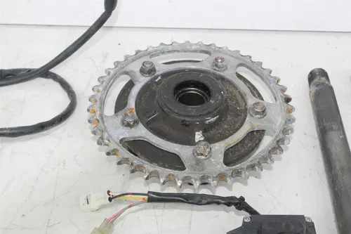 05-06 SUZUKI GSXR1000 parts hardware nuts bolts sprocket clipon axle