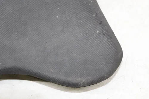 21 KAWASAKI ER400 FRONT DRIVERS SEAT PAD SADDLE PILLION
