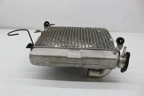 01-07 SUZUKI HAYABUSA ENGINE MOTOR COOLING RADIATOR
