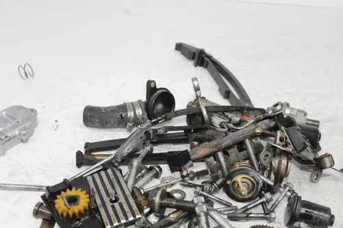 1989 YAMAHA VENTURE ROYALE XVZ1300D PARTS AND HARDWARE NUTS BOLTS