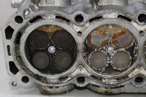 09 YAMAHA WAVERUNNER FZR 1800 1.8L ENGINE CYLINDER HEAD VALVES COVER (READ)