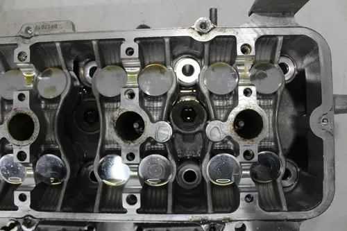 09 YAMAHA WAVERUNNER FZR 1800 1.8L ENGINE CYLINDER HEAD VALVES COVER (READ)