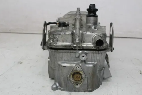 09 YAMAHA WAVERUNNER FZR 1800 1.8L ENGINE CYLINDER HEAD VALVES COVER (READ)