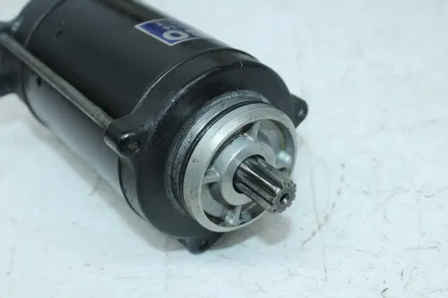 1986 HONDA MAGNA 700 VF700C ENGINE STARTING STARTER MOTOR -DC 12V