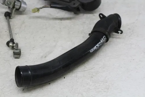 89-90 YAMAHA FZR600 PARTS GAUGE LOWER TREE SHIFTER LINKAGE TUBE CLAMP