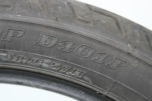 HARLEY DAVIDSON DUNLOP 100/90-19 M/C 57H D401F FRONT TIRE (TREAD:5/32NDS)