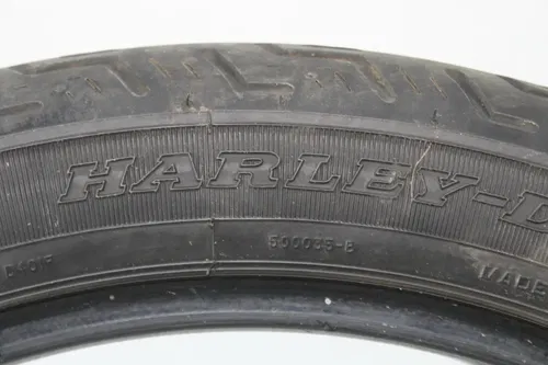 HARLEY DAVIDSON DUNLOP 100/90-19 M/C 57H D401F FRONT TIRE (TREAD:5/32NDS)