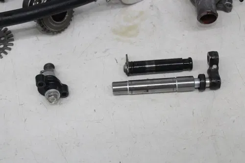 11-15 Kawasaki Ninja Zx10r engine motor Parts Hardware nuts bolts