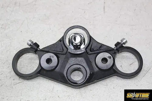 22 TRIUMPH STREET TRIPLE RS FORKS UPPER TOP TRIPLE TREE CLAMP