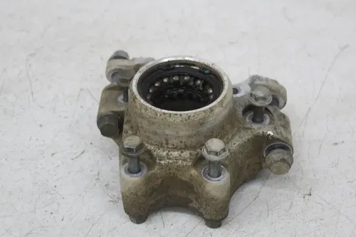 22 POLARIS RZR  XP 1000 REAR BACK RIGHT KNUCKLE