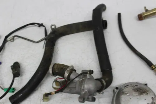 97-07 YAMAHA YZF600R ENGINE PARTS TIMING COVER GUIDE CHAIN HOSE HARDWARE