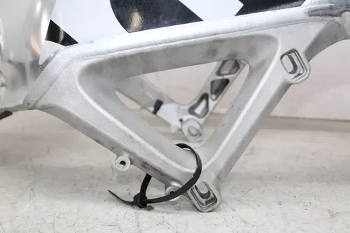 16-21 APRILIA RSV4 RR FRAME CHASSIS STPSS (SEE DESCP)
