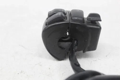 12-16 Harley-davidson Road Glide Fltrx Right start run signal stop switch