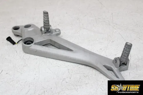 09-14 DUCATI MONSTER 696 RIGHT REARSET FRONT REAR SUPPORT PLATE PEGS BRACKET